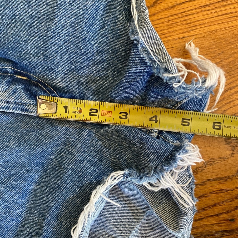 Vintage 90's Route 66 Distressed Frayed Highwaisted  Denim Jean Shorts 32 - Picture 12 of 13